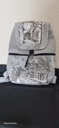 Gray cityscapes backpack